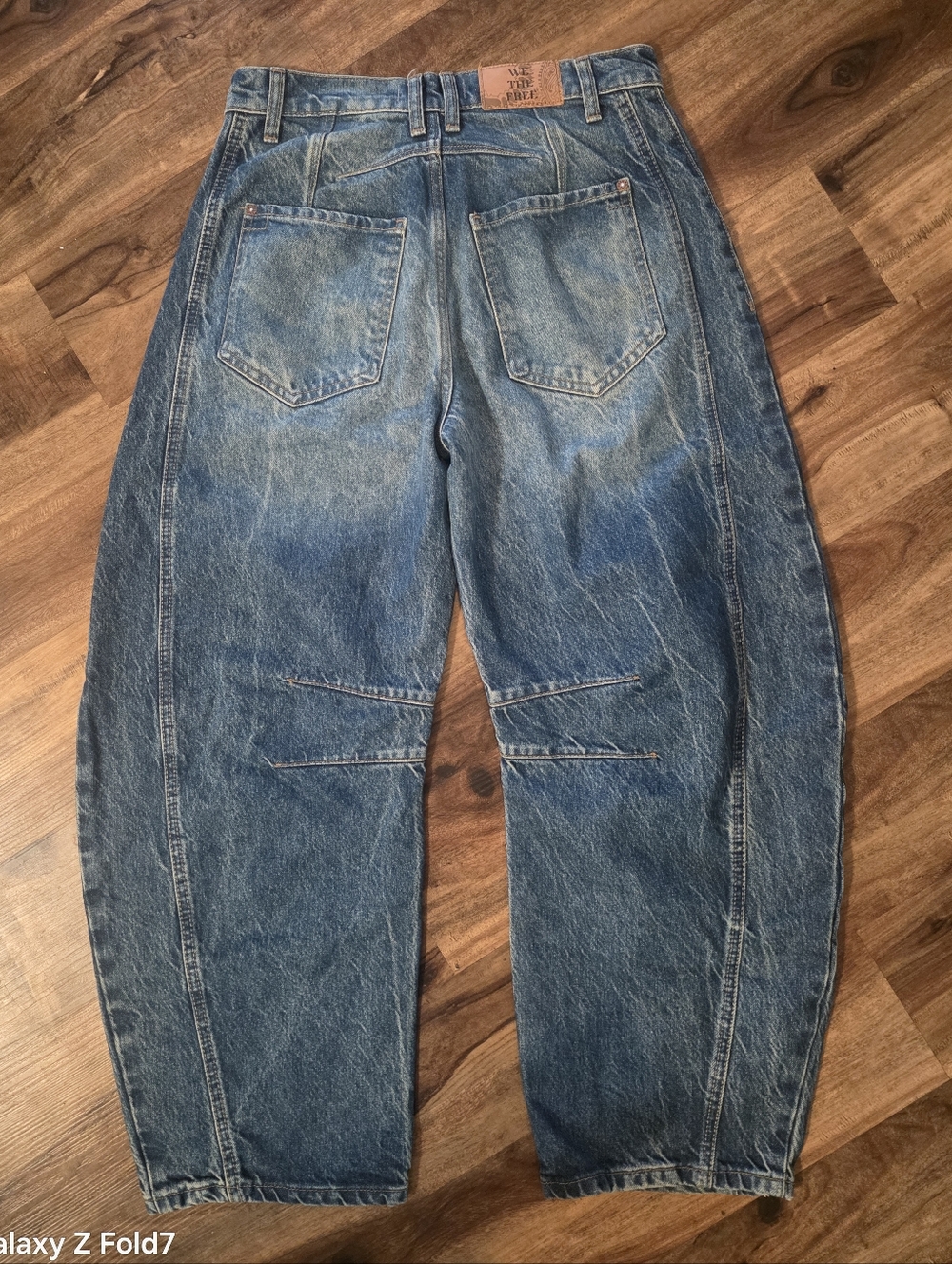 NWOT Free PeopleWe The Free Good Luck Mid-Rise Wide Leg Barrel Jeans 25 - Picture 3 of 4